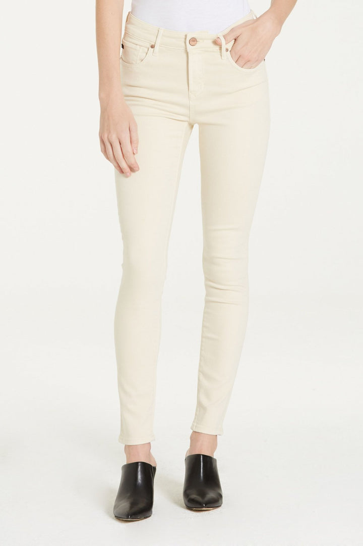 Giselle Vanilla Ice High Rise Jean - 26