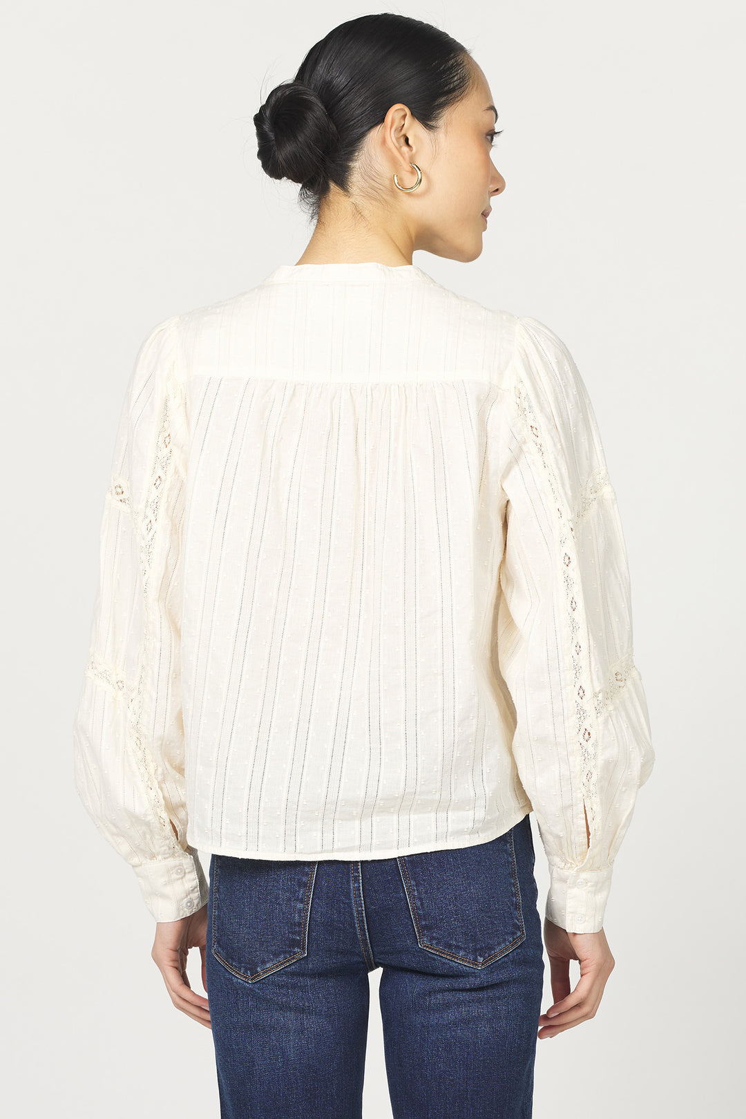 Alberta Long Sleeve Ruffle Blouse- Whitecap Gray - Xs