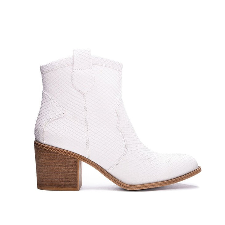 Unite Snake Bootie- White - 7.5