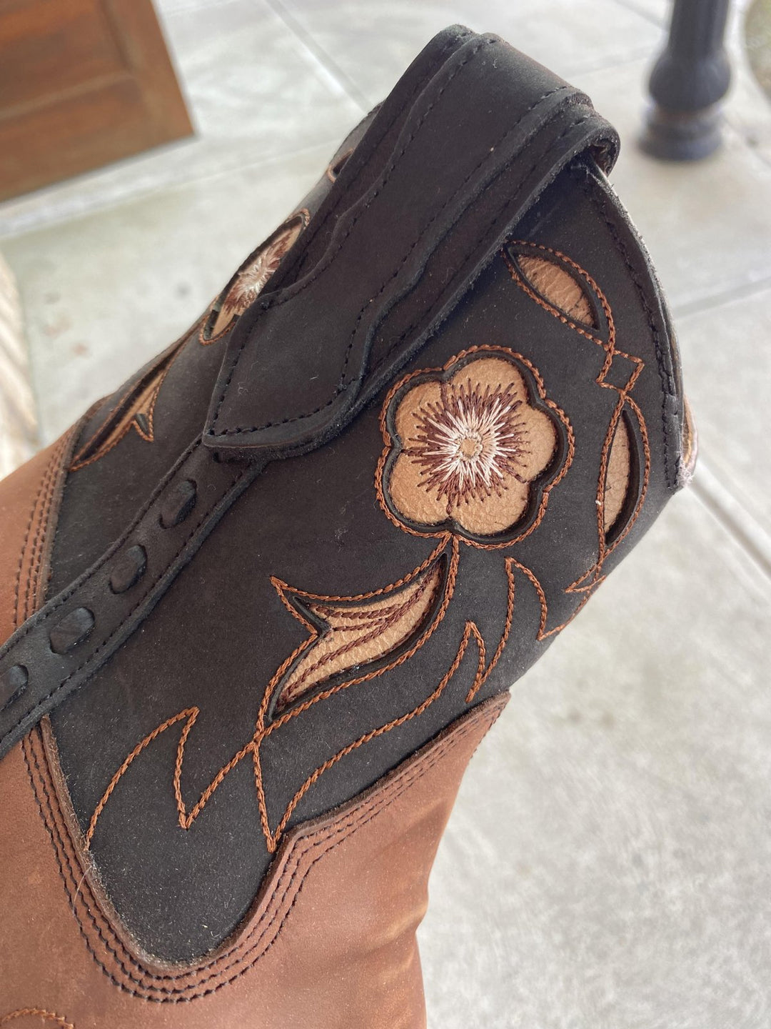 Ld Camel-Dark Blue Embroidery & Zipper & Inlay Ankle Boot