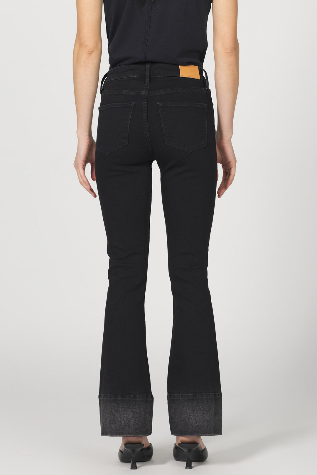 Jaxtyn Mid Rise Bootcut Jean - Shade - 24