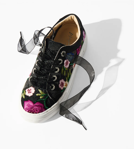 Sb Jayla Sneaker - Black Multi Floral