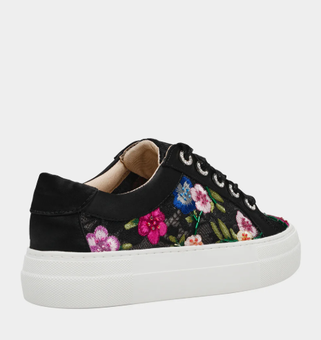 Sb Jayla Sneaker - Black Multi Floral