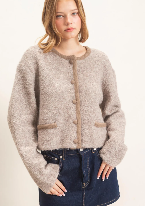 Vide Boucle Knit Cardigan- Light Mocha