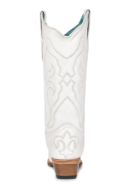 LD White Embroidery Boot - 6