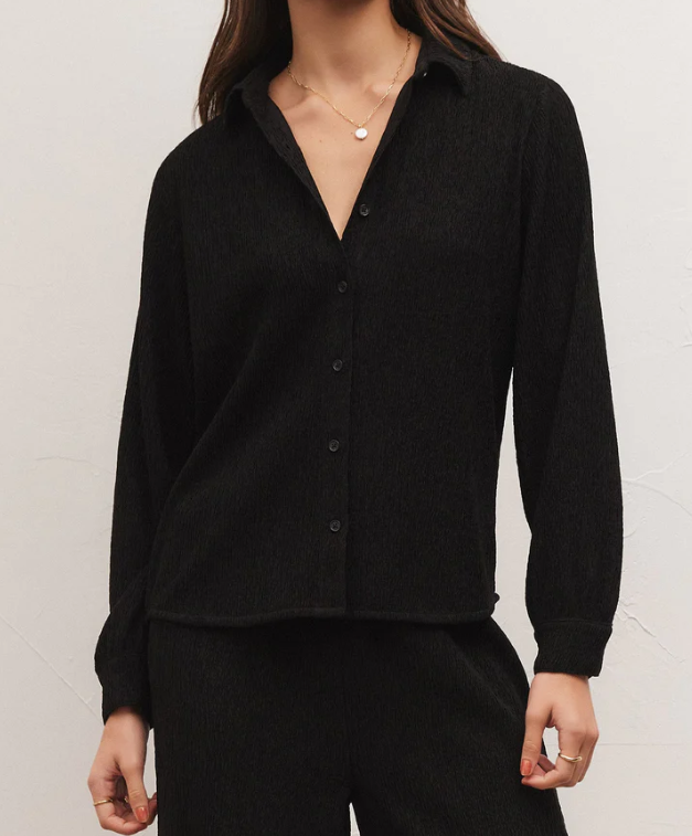 Lyrical Crinkle Knit Shirt - Black - Xs