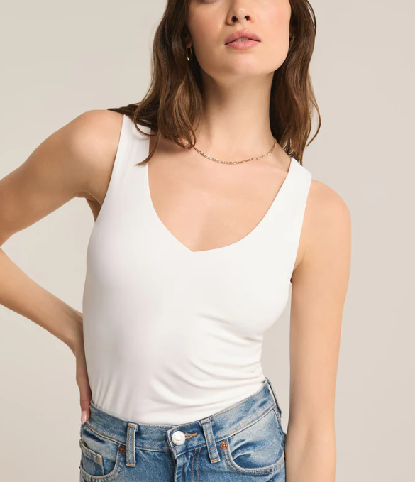 Avala V-Neck So Smooth Top - White - Xs