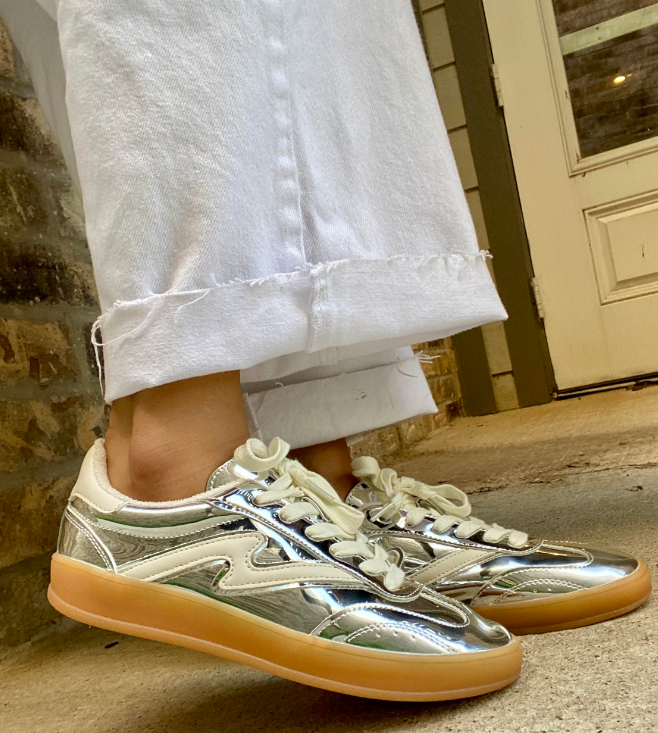 Giia Low Top Sneaker - Silver
