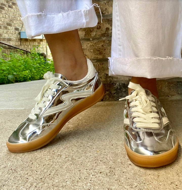 Giia Low Top Sneaker - Silver - 7.5