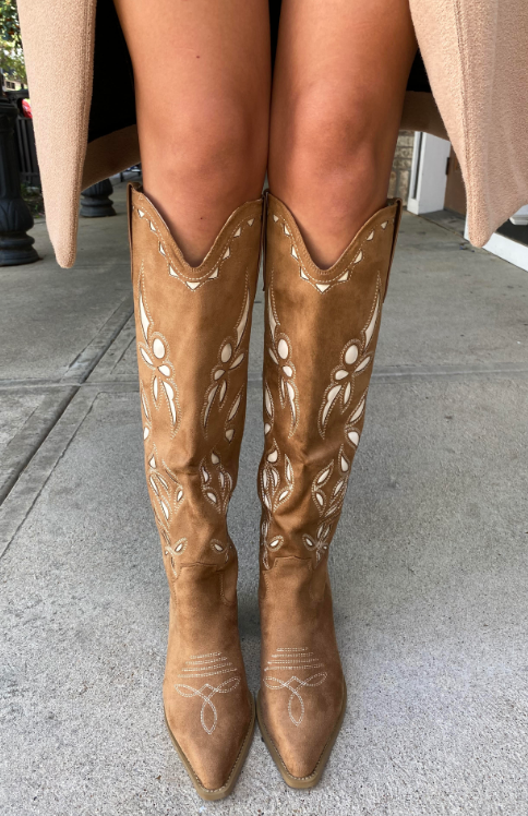 Della Suede Boot- Dark Tan