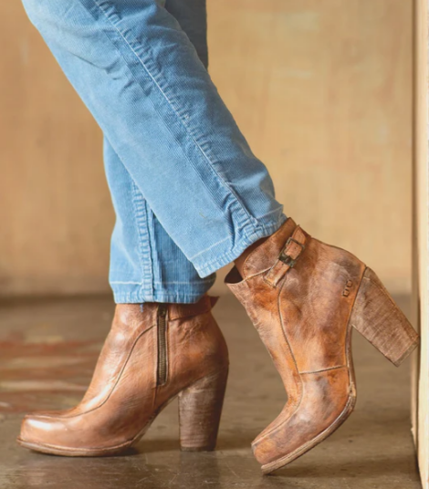 Isla Bootie Heel - Tan Rustic