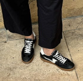 Notice Stitch Sneaker - Blk - 9