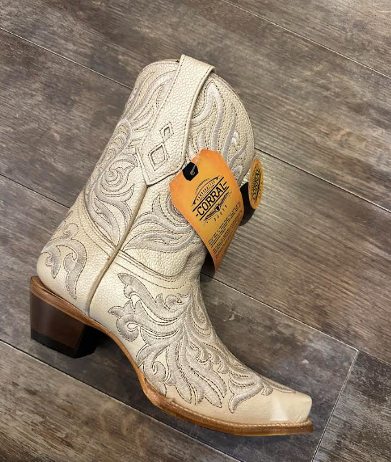 Ld Bone Emb Ankle Boot - 6