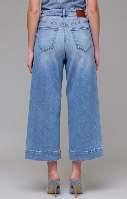 Nori Clean Crop Jean- Medium Light - 24