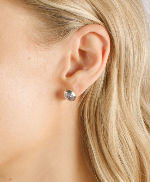 She's A Boss Studs 8mm- Gold