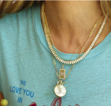 E Love Letters Medallion Necklace - GOLD