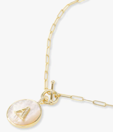 A Love Letters Medallion Necklace - GOLD