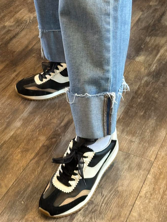 B.Ntcd Sneaker- Black - 6