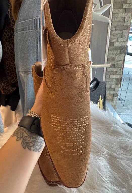 Shania H2O Boots- Brown Suede - 6