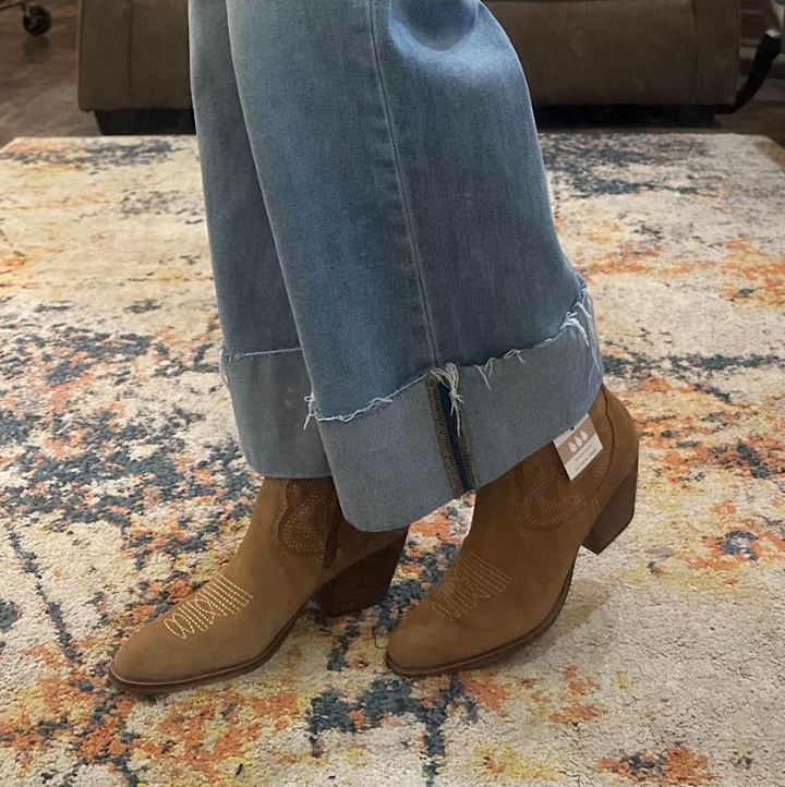 Shania H2O Boots- Brown Suede - 6