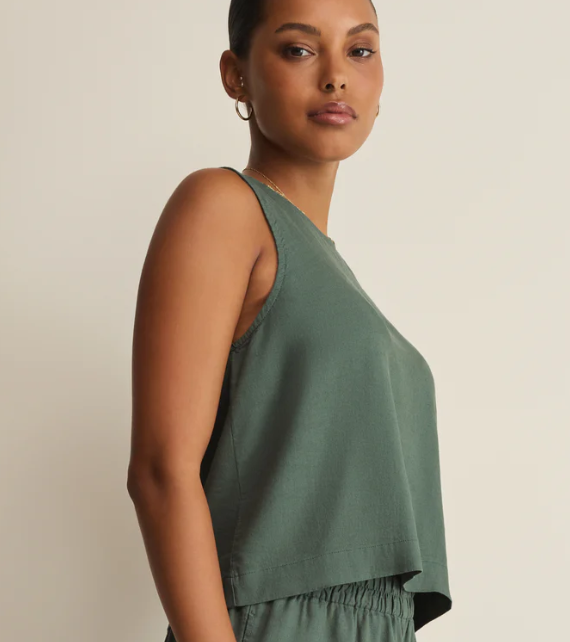 Sloane Linen Cropped Tank- Everglade