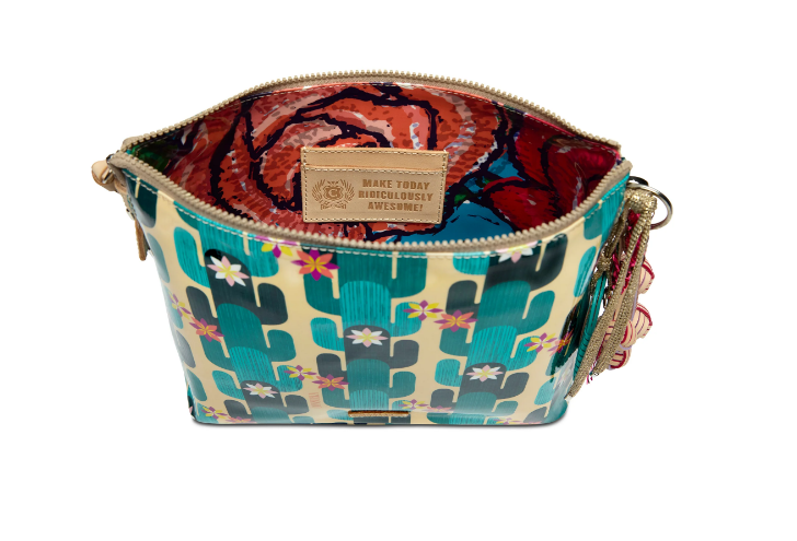 Dezi Downtown Crossbody