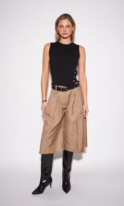 Nellie Button Top- Caviar