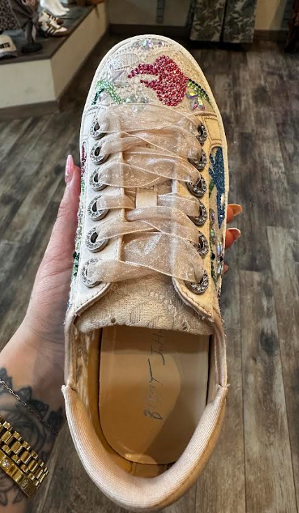 Bailey Sneaker- Nude