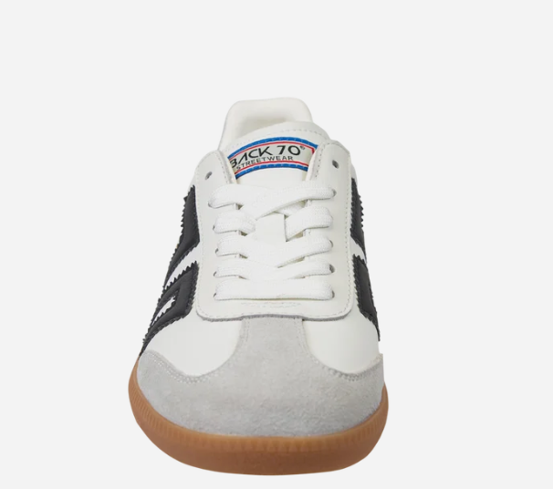 Cloud Sneaker- White/Black