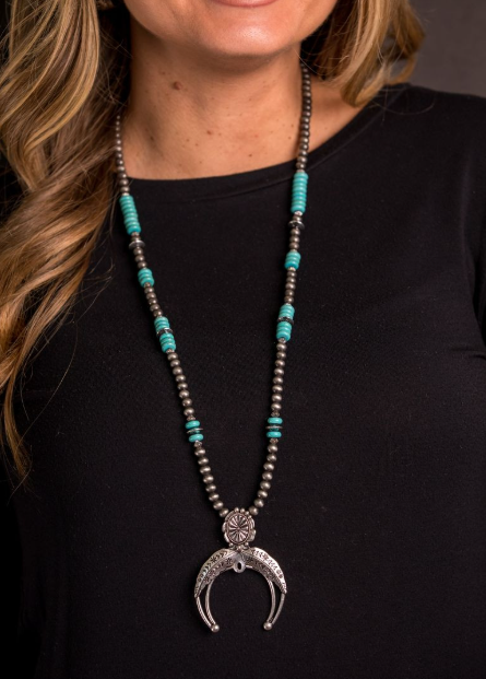 28" Turquoise And Faux Navajo Pearl Necklace With Naja Pendant
