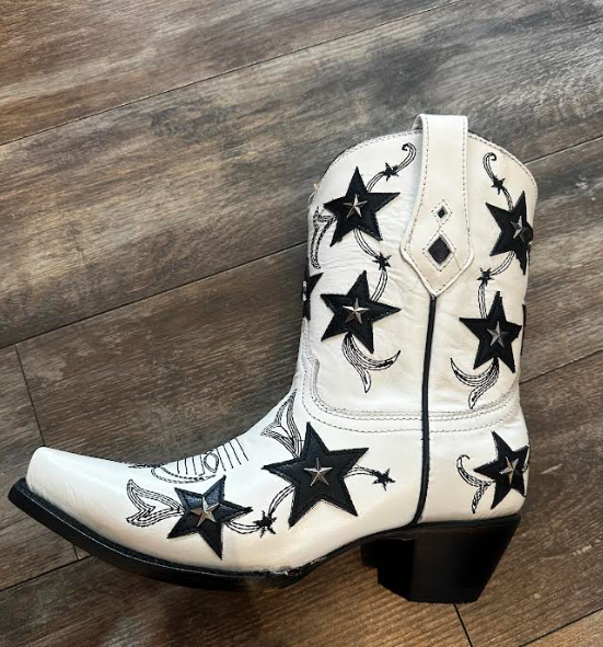 LD White Embroidery & Stars Overlay & Studs Ankle Boot - 7