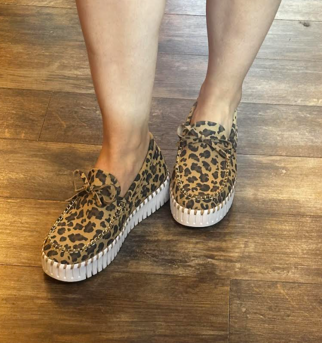 Tulip Platform Slip On W/ Laces Sneaker - Leopard