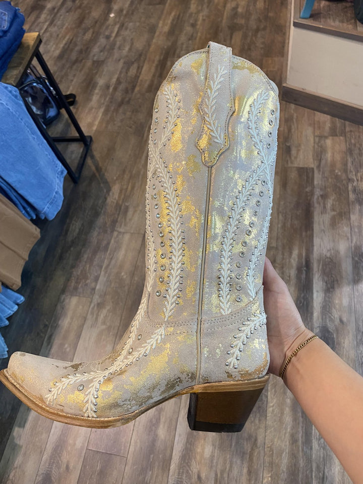 Ld Wht-Golden Touches Emb & Crys & Stud Boot - 9