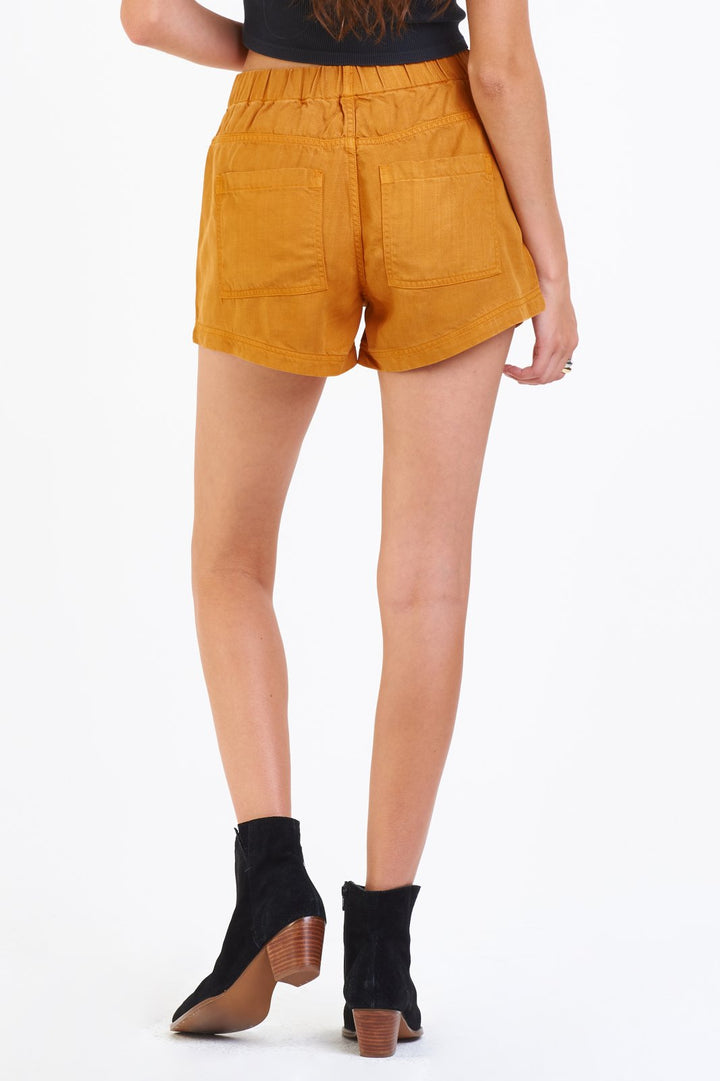 Maddie Tencel Short - Amber Glow